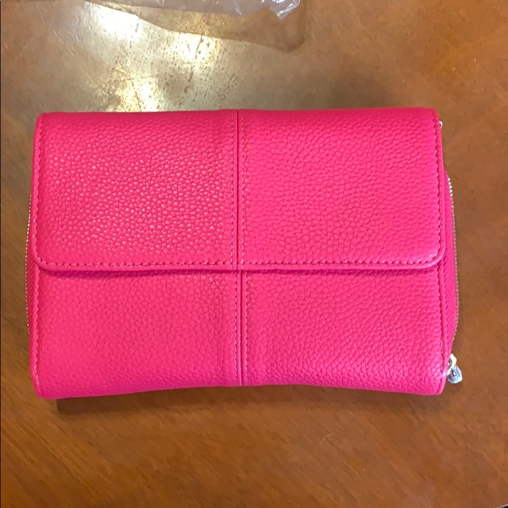 Thirty One Tons of Funds Clutch